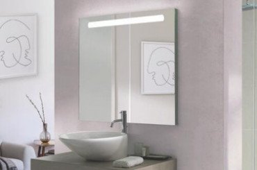 Miroir éclairant à suspendre 60x70cm LISBONNE - BATHROOM THERAPY