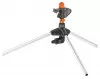 Arroseur oscillant sur trepied